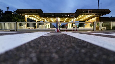 Wenn die Presse nervt – Ministerien zahlen horrende Summen zur Abwehr von Anfragen