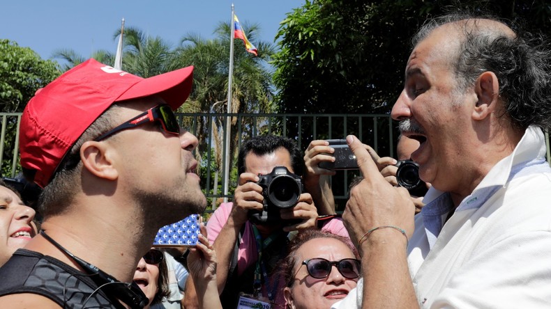 Venezolanische Oppositionelle greifen Botschaft in Brasilien an