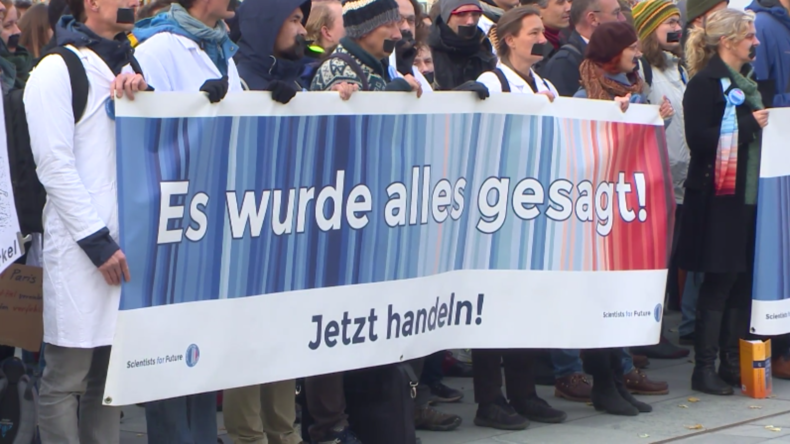 Deutschland: Parlament verabschiedet Klimagesetz – Wissenschaftler bezeichnen es als "unzureichend"
