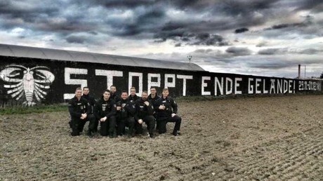 "Was ist eigentlich bei euch los, Polizei Brandenburg?"