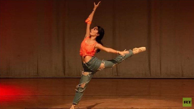 Die Ballerina: Telefonat eines syrischen Flüchtlings in seine Heimat