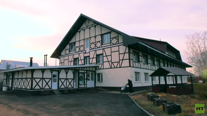 Deutsche Auswanderer in russischem Dorf: "Russen mögen die Deutschen" (Video)