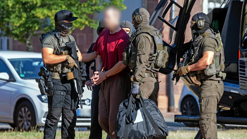 Mordfall Lübcke: Verdächtiger bestreitet tödlichen Schuss und belastet zweiten Verdächtigen