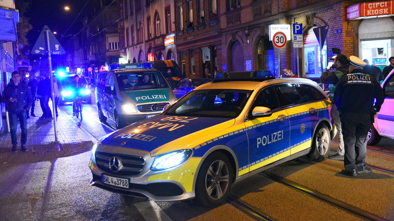 "Staatsgefährdende Gewalttat": Razzien in mehreren Bundesländern gegen mutmaßliche Islamisten