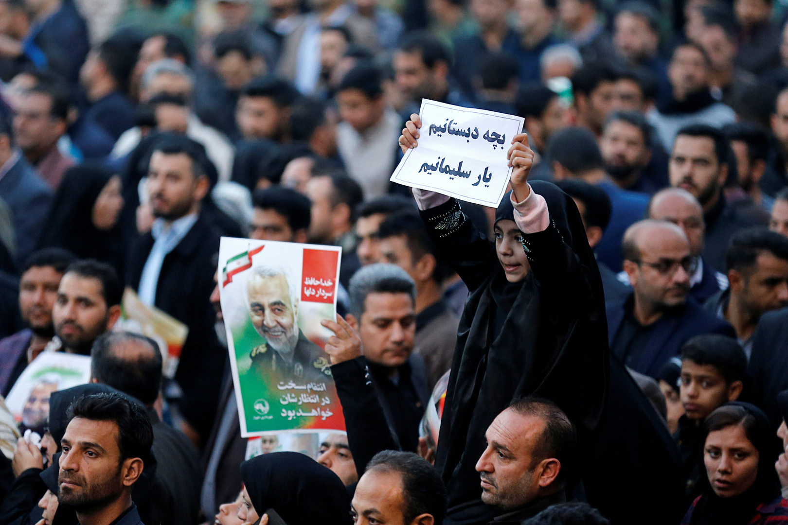 Iran: Hunderttausende beim Trauerzug für ermordeten General Soleimani in Ahvaz