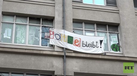 "Potse bleibt!": Berliner Jugendliche demonstrieren gegen Räumung ihres Jugendzentrums (Video)