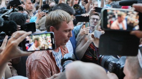 Fall des russischen Enthüllungsjournalisten Golunow: Zwei Polizisten verhaftet