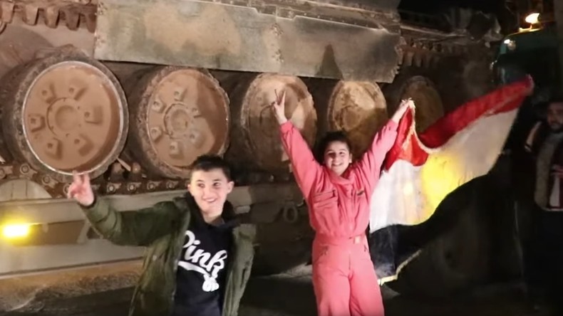 Freudenfeiern in Aleppo: Syrische Armee erlangt komplette Kontrolle über Außenbezirke der Großstadt