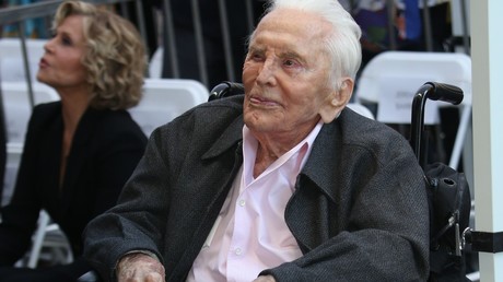 Hollywood-Legende Kirk Douglas stirbt im Alter von 103 Jahren