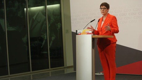 Annegret Kramp-Karrenbauer verzichtet auf Kanzlerkandidatur