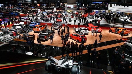 Wegen Coronavirus: Schweiz verbietet Großveranstaltungen – Genfer Autosalon abgesagt