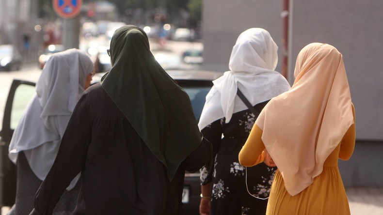 Vor Integrationsgipfel: SPD und Grüne fordern Rassismusbeauftragten