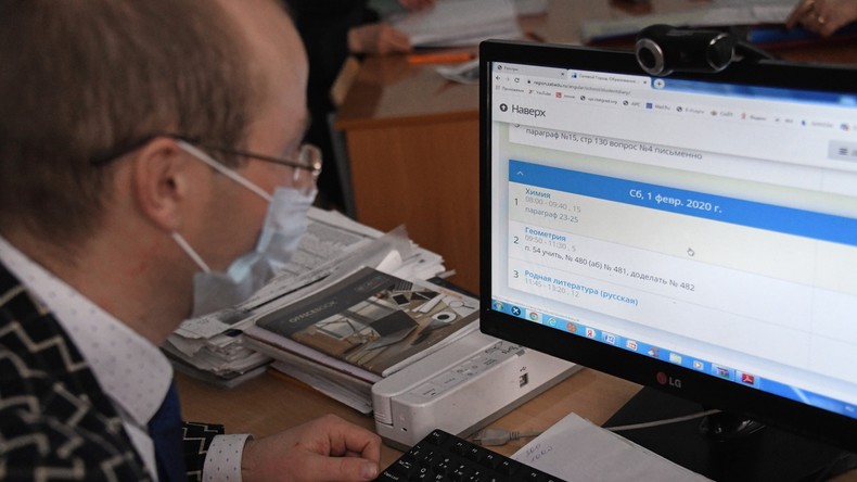 Putin: Fake News über Corona-Virus im Internet kommen hauptsächlich aus dem Ausland