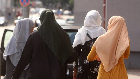 Vor Integrationsgipfel: SPD und Grüne fordern Rassismusbeauftragten