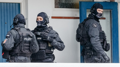 Reichsbürger-Gruppierung "Geeinte deutsche Völker und Stämme" verboten – Razzien in zehn Ländern