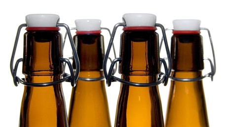 Es gibt viel Bier unter Tage: Archäologen graben 600 Flaschen Bräu aus – Verzehr nicht zu empfehlen