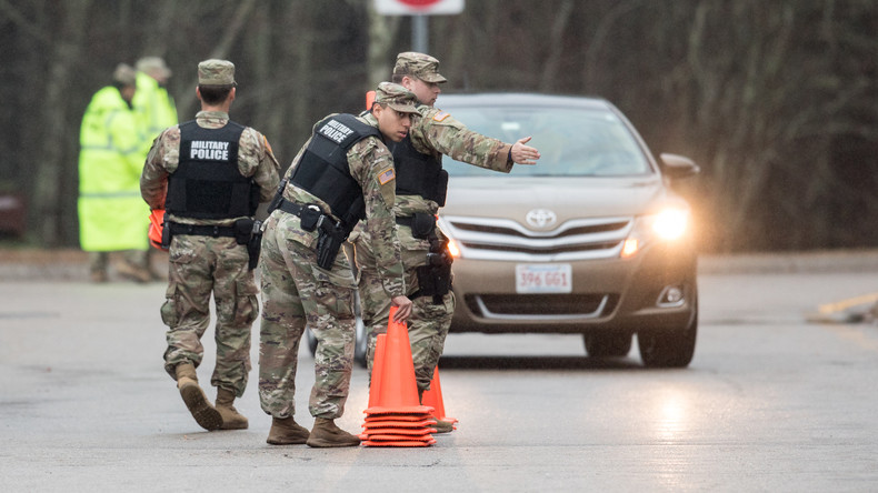 Schöne neue Corona-Welt: US-Nationalgarde macht Jagd auf New Yorker in Rhode Island