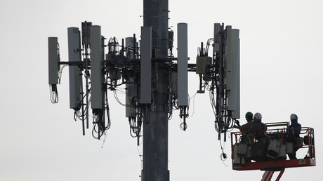 5G und Corona: Verschwörungstheoretiker zünden Mobilfunkmasten in Großbritannien an