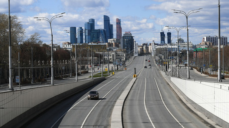 Coronavirus in Moskau: Drohne filmt menschenleere Stadt
