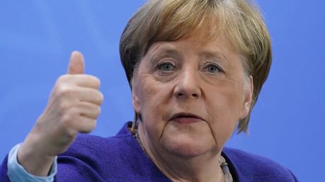 Daumen hoch und weiter so? Anzeichen für weitere Amtszeit von Merkel mehren sich