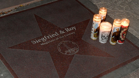 Legendärer Magier Roy Horn an den Folgen von COVID-19 gestorben