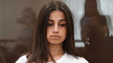 Tyrannischen Vater getötet: Ermittler halten Chatschaturjan-Schwestern weiter für schuldig