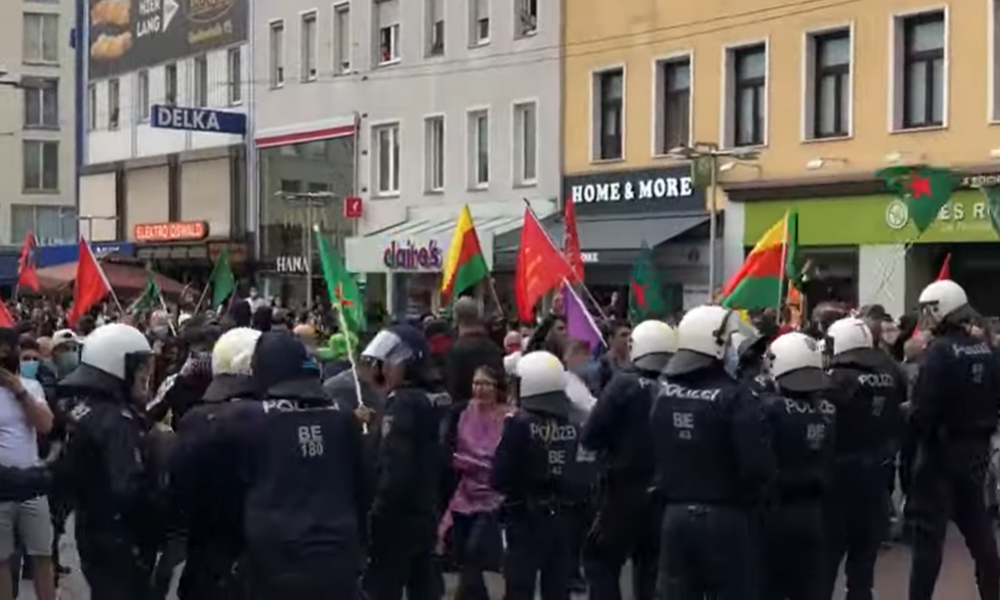 Zwei Tage Unruhen in Wien: Erdoğan-Anhänger und Graue Wölfe machen ...