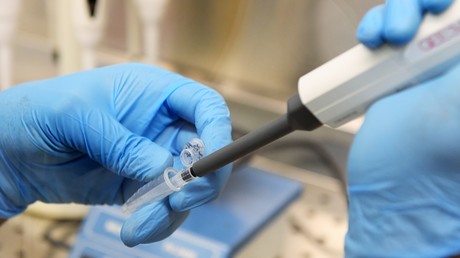 Neuer Corona-Impfstoff: Russisches Verteidigungsministerium bereitet Test mit 50 Freiwilligen vor