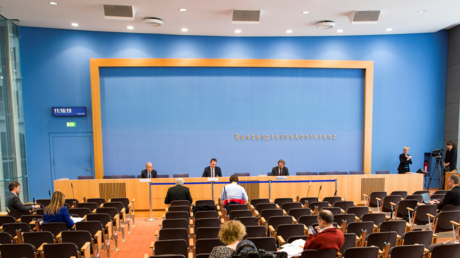 LIVE: Weitere Corona-Lockerungen – Bundespressekonferenz vom 03. Juni