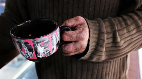 Nach dem Lockdown brechen Wirtschaft und Gesundheitswesen des Westens zusammen – mit Millionen Toten