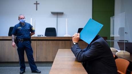 "Ich war neugierig": Polizist aus Bayern gesteht dutzendfachen Missbrauch an Jungen