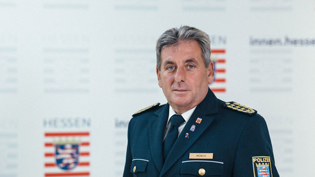 "NSU 2.0": Hessens Polizeipräsident tritt wegen Drohmail-Affäre zurück