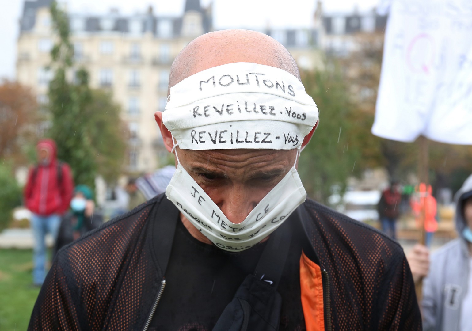 Nicht nur Berlin: Bilder von Demonstrationen in London, Paris und Zürich