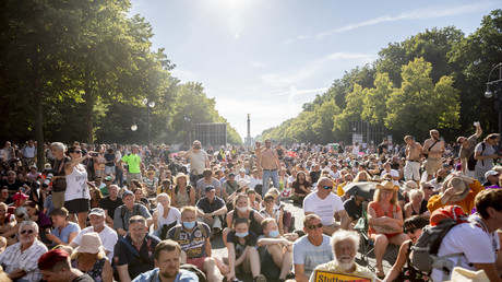 Berliner Corona-Protestverbot: Polizei spricht plötzlich von 30.000 Demonstranten am 1. August