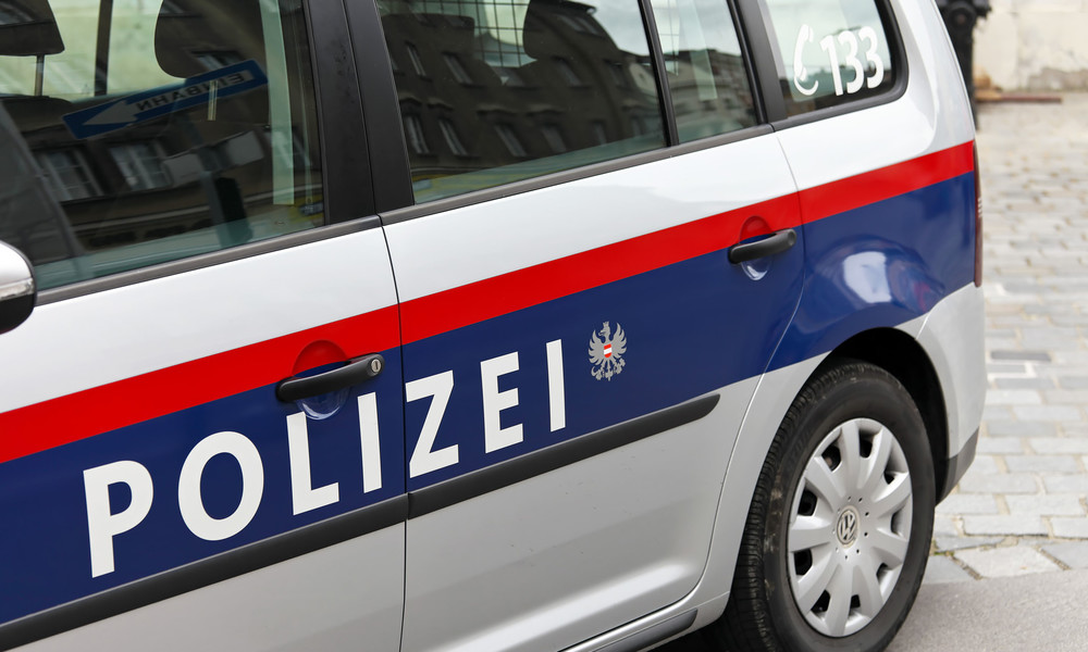 Österreich: 38 Migranten aus Kühlanhänger gerettet