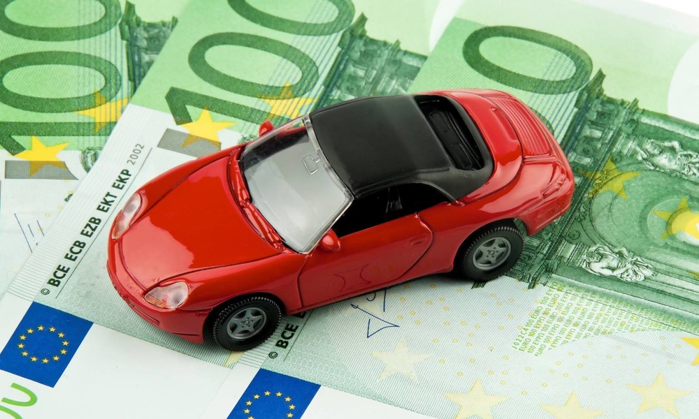 Bundestag reformiert KfZ-Steuer: Hoher Verbrauch, mehr Abgaben