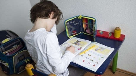 Corona-Panik: Eltern in Schweden hielten ihre Kinder monatelang gefangen