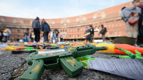 Kinder mit Waffen: Wie die jüngsten Gangmitglieder in Stockholm ihr Taschengeld aufbessern