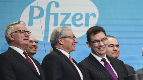 Chef von US-Pharmagigant Pfizer: Impfverweigerer werden Kampf gegen Corona gefährden