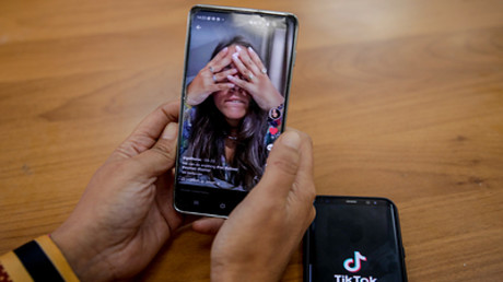 Fragwürdiger TikTok-Trend ohne Geschichtskenntnisse: Wolfsangel als Tattoo?