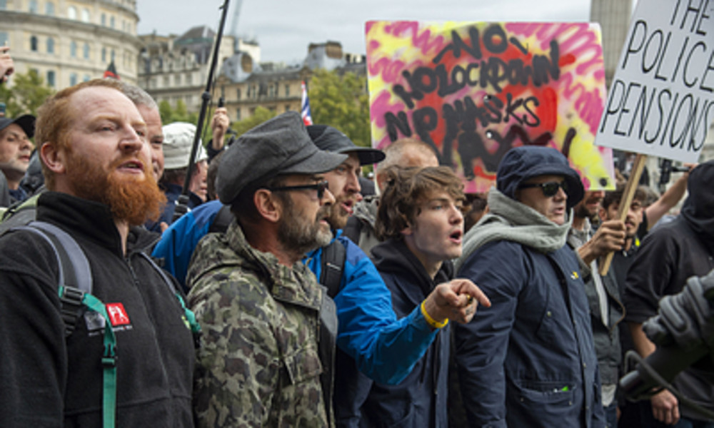 LIVE aus London: Protest gegen Verschärfungen der Coronamaßnahmen