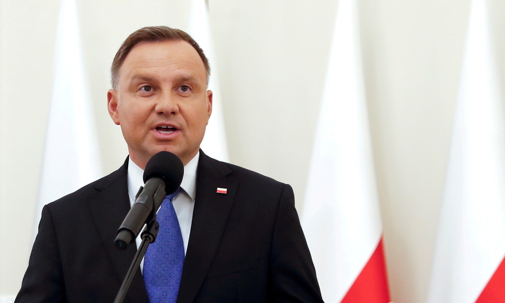 Polnischer Präsident Andrzej Duda positiv auf Coronavirus getestet