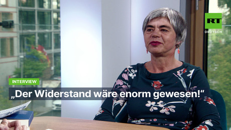 Durch Corona-Maßnahmen zurück zur DDR? – Autorin Katrin McClean im Gespräch