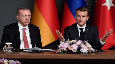 "Kultureller Rassismus": Türkei kritisiert "Charlie Hebdo"-Karikatur von Erdoğan
