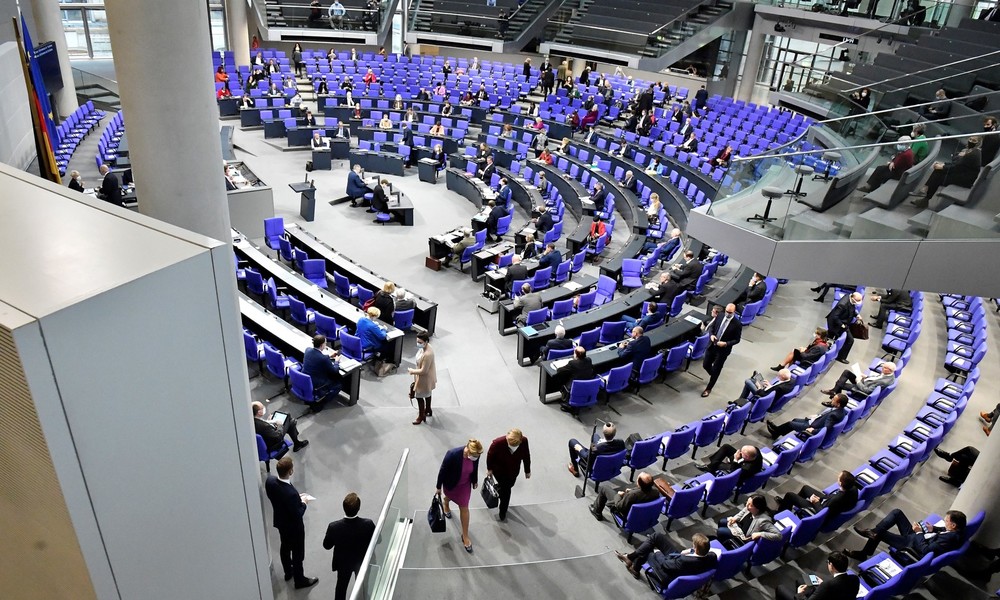 Live 196 Sitzung Des Deutschen Bundestags Elterngeld Verbraucherschutz Kampf Gegen Rassismus Rt De