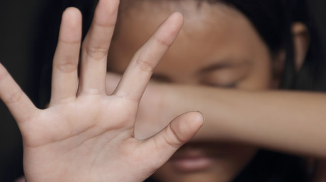 Pakistan: Frau und ihre vierjährige Tochter zwei Wochen lang vergewaltigt – landesweiter Aufschrei
