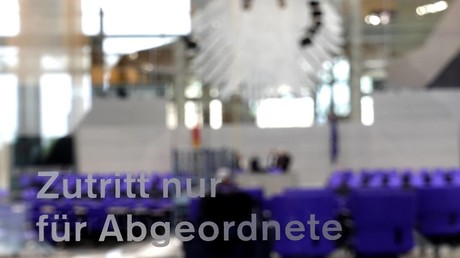 AfD-Abgeordnete im Verdacht: Corona-Kritiker offenbar ins Parlament "eingeschleust"