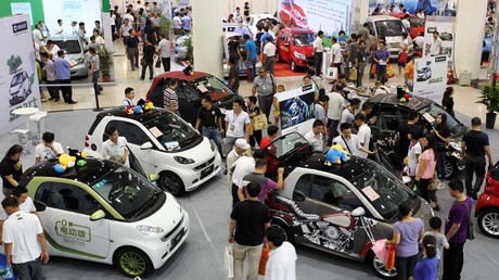 China gibt den Takt an: Im E-Auto in die Zukunft
