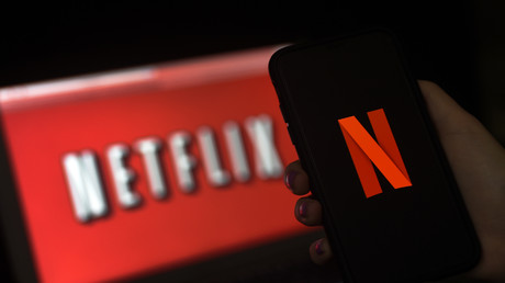 Boykottrufe gegen Netflix in Indien wegen eines interreligiösen Kusses