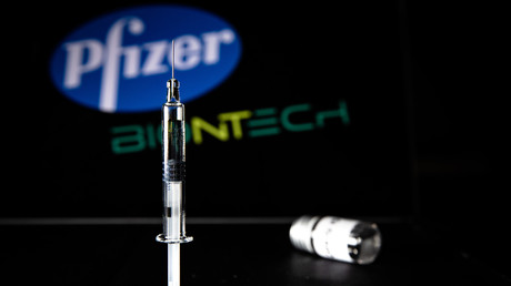 Im Fall von "Problemen mit dem Impfstoff": Britische Regierung gewährt Pfizer Rechtsschutz